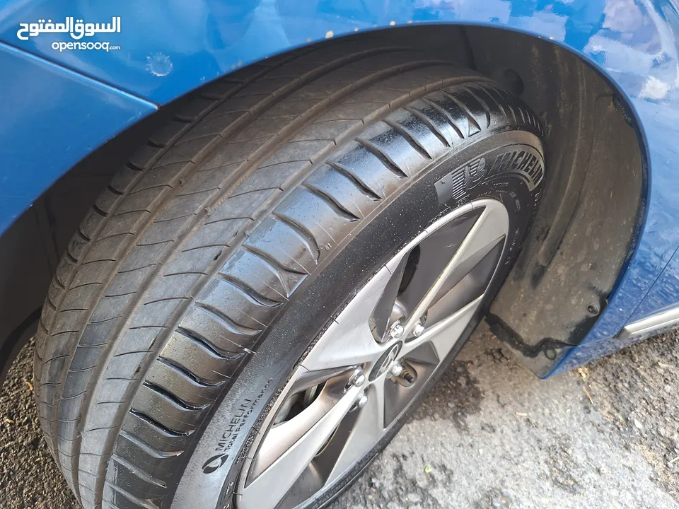 هيونداي ايونيك hyundai ioniq