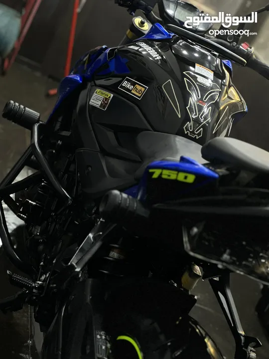 Suzuki GSXS 2021