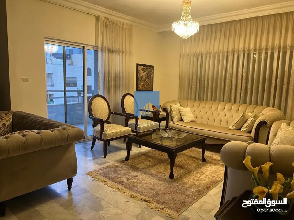 شقة مميزة للبيع في الجاردنز  - قرب دوار الواحة طابق ثالث 210م تشطيب سوبر ديلوكس بسعر مغري