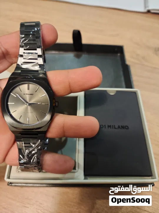 D1 MILANO BLACK EDITION ultrathin watche