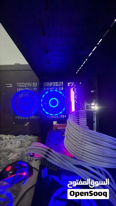 للبيع بي سي مواصفات قويه يشغل جميع الالعاب بجوده عاليه نظيف 100% شغل واللعب (الجاد مابنقص وياه)