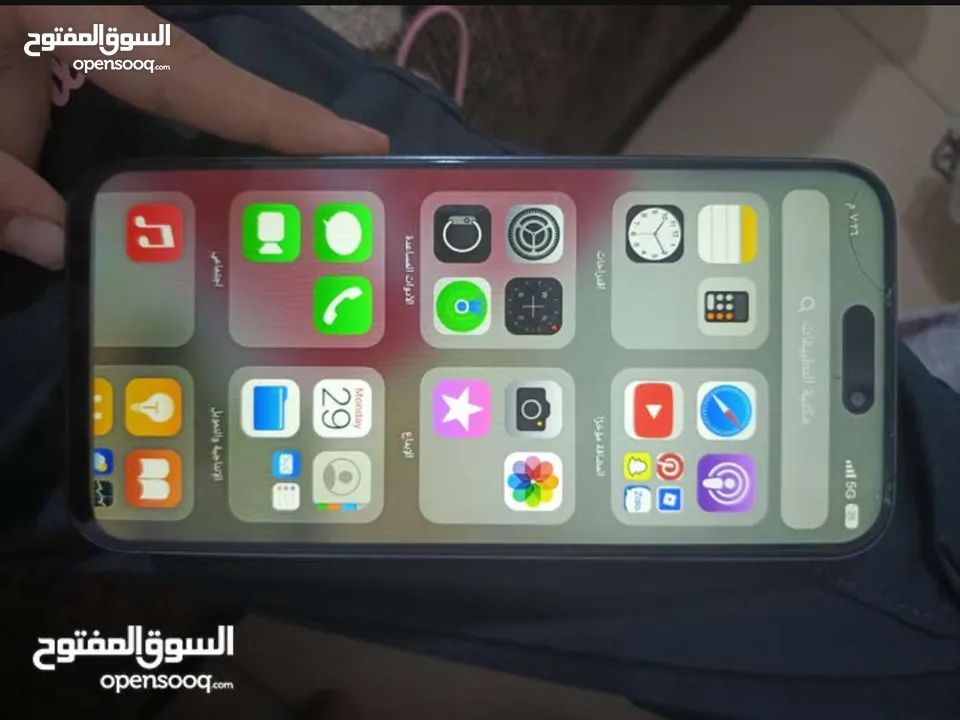 ايفون 15 برو ماكس كوبي طبق الاصل شبه جديد  نفس الايفون الاصلي و بجننن  كأنه مش مفتوح