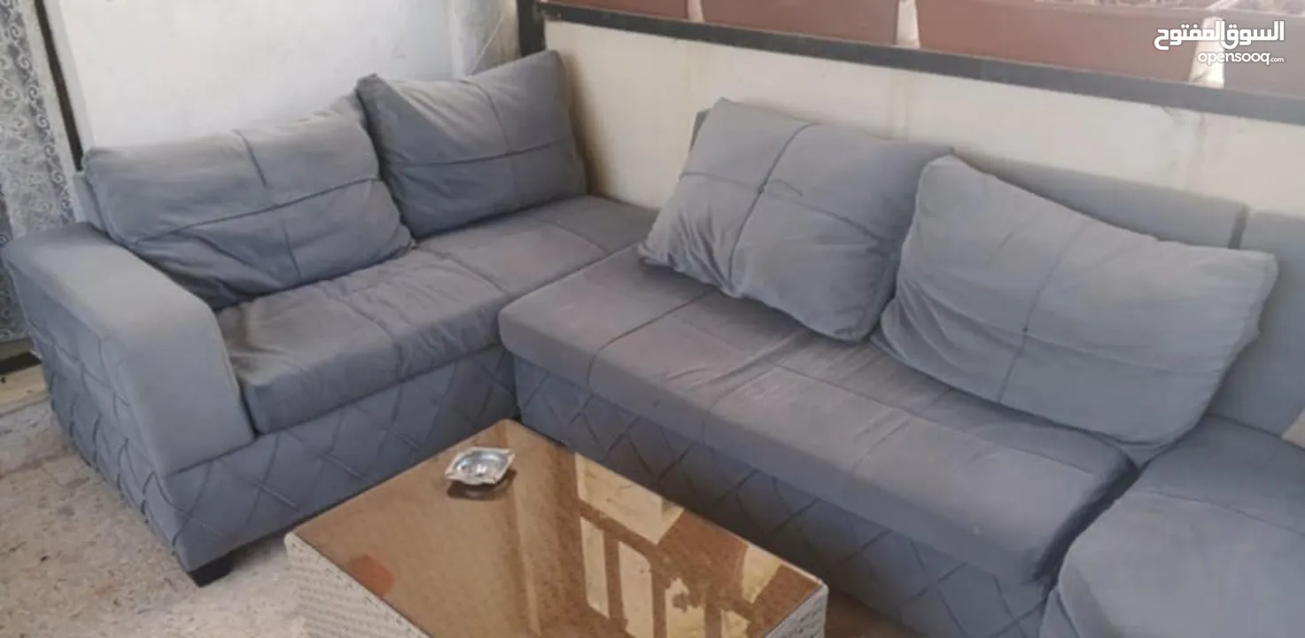 كنب  للبيع عل حالتو لا يوجد اي مزح أو حرق