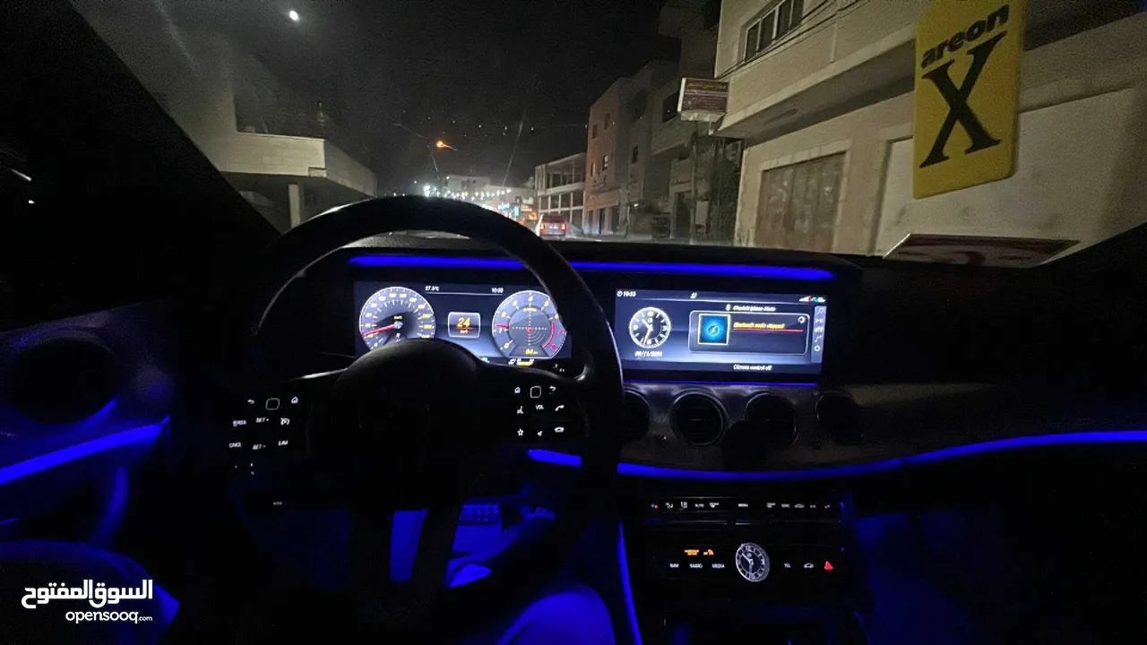 ميرسيدس E200 موديل 2018 عداد قليل ترخيص وتأمين شامل سنة كاملة