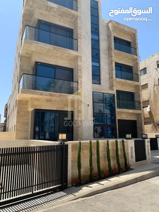 عمارة كاملة للبيع في أجمل مناطق الشميساني بالقرب من مستشفى التخصصي ومن المالك مباشرة/ ref 9494