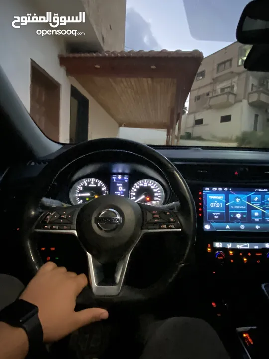 Nissan 2022