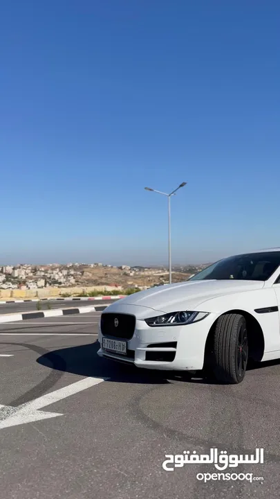 Jaguar  XE