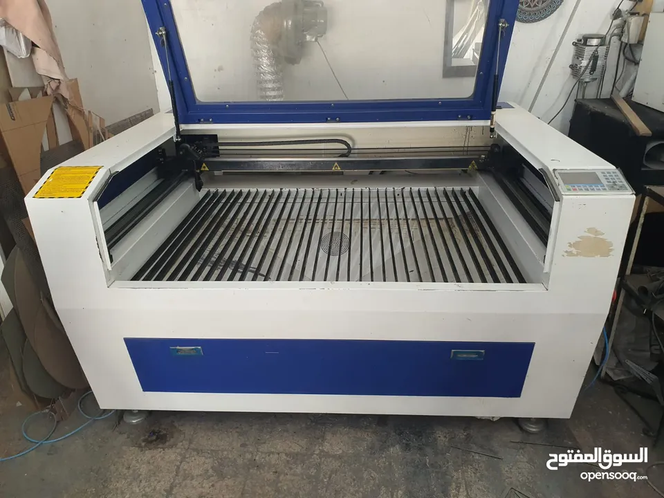 ماكينة ليزر سي ان سي للبيع بحالة الوكالة  laser machine cnc for sale 150w مساحة عمل 130*90 work spac