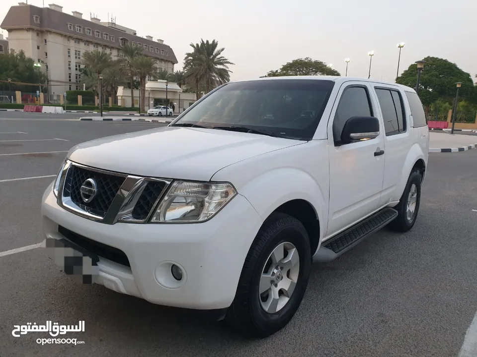 نيسان باثفايندر 2015 خليجي - SUV عملية بحالة ممتازة Nissan Pathfinder 2015 GCC - Reliable SUV in Exc