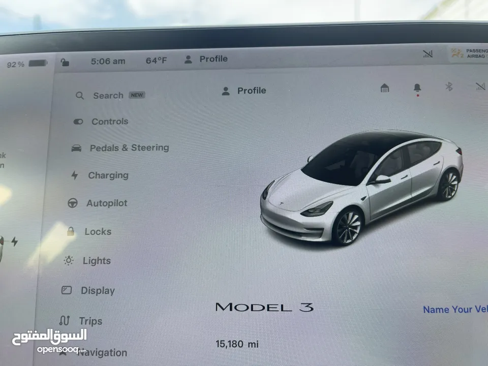 بسعررررر مغرررررري جدا ونهائي //19,900// تيسلا 3 //2022// غرفه ابيض 7جيد ارباك اصلي مودل 3 model 3