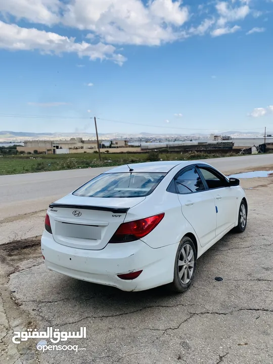 اكسنت 2015 بنزين 1600 4 غيار