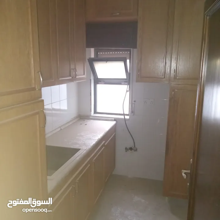 فيلا متلاصقة للبيع او للايجار في دير غبار - 14237
