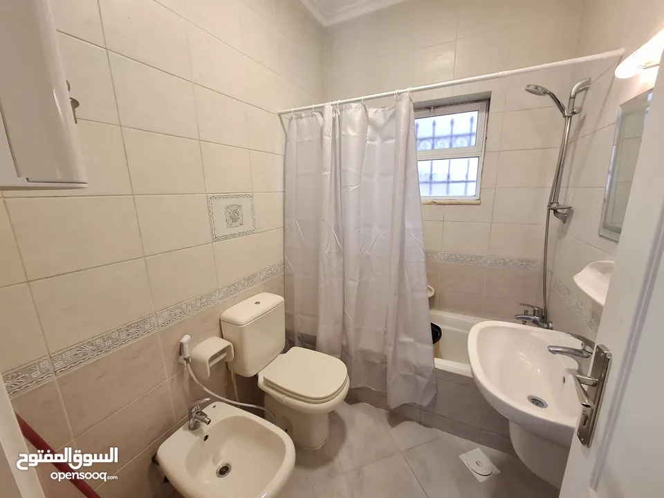 شقة مفروشة للإيجار  ( Property 40480 )-175076920