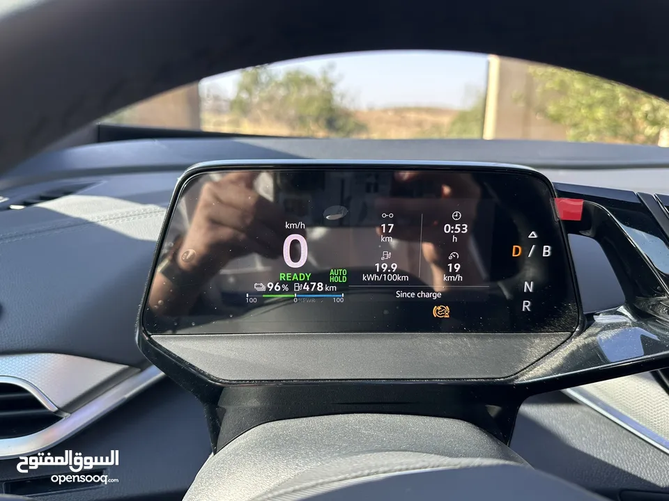 ID 4 2024 Pro Piano Black 2024 فل كامل اكيلو اعلى صنف مكفوله تامين شامل مكفول