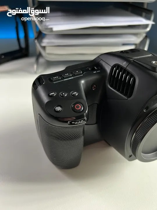 كاميرا سينمائية بلاك ماجيك بوكيت 6K Pro  BMPCC 6K Pro