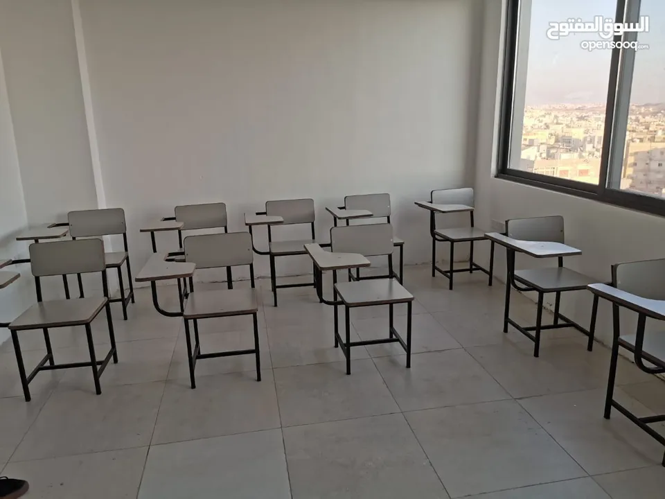 شروة كراسي دراسيه جديده للبيع كل الالوان وعده موديلات