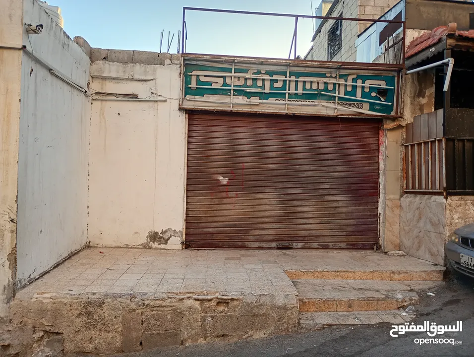 بيت للبيع في الوحدات قرب مسجد أهل النصرة