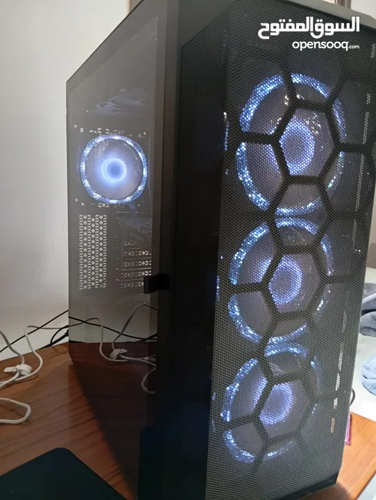 كمبيوتر جيمنغ وحش بلاداء مع rtx 3050 وتبريد مائي مغلق