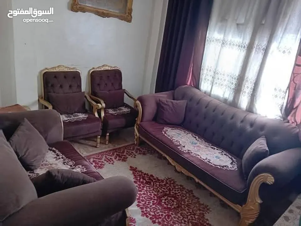 كنب للبيع مع طاولاتو