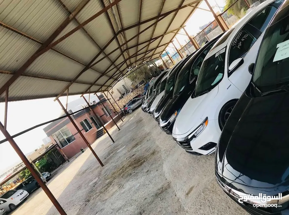 معرض سيارات موقع مميز جداً