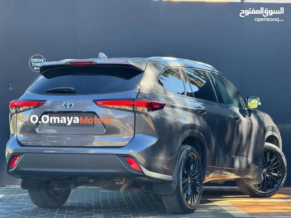 2023Toyota Highlander Business Hybrid    وبسعر آلعرض • أعلى فئة  • 6 + 1 مقاعد ،دفع رباعي