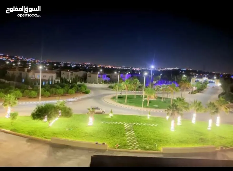 فيلا نموذج (4) خاص في كمباوند الاندلسية والفيلا مميزة جداً لانها (4) خاص للبيع بسعر مُغري جداً