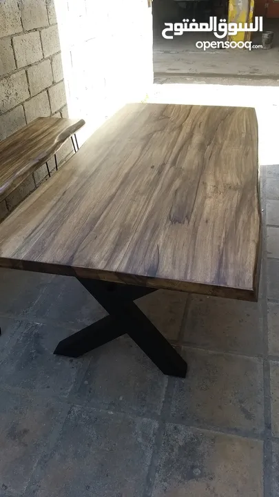 طاولة سفرة خشب طبيعي قياس 200×95 سعرها 250