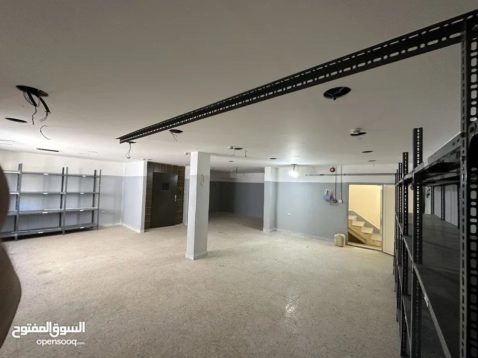 ‎ مجمع صناعي 4 طوابق في منطقة التجمعات الصناعية التنموية من المالك