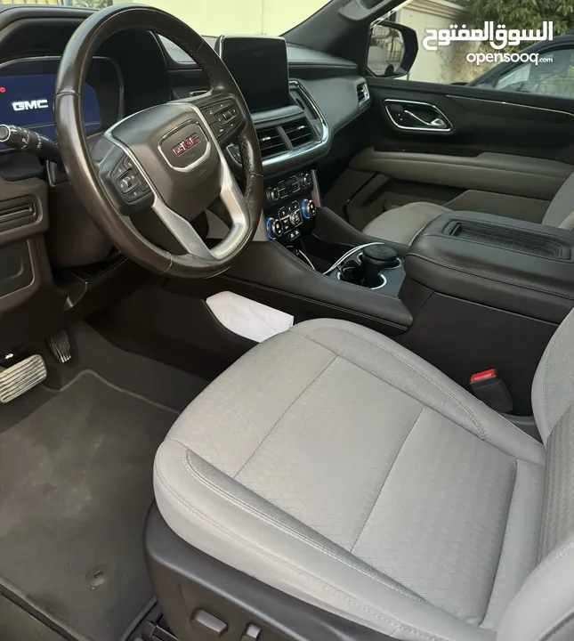 2023 gmc yukon SLT ,single owner for sale