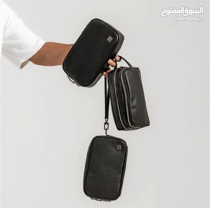 شنطة يد مميزة من براند WIWU جلدها مرتب وعليها رقم سري بكفالة الوكيل الحصري
