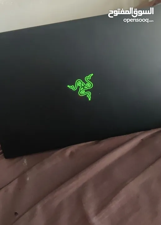 Razer blade 15 with box