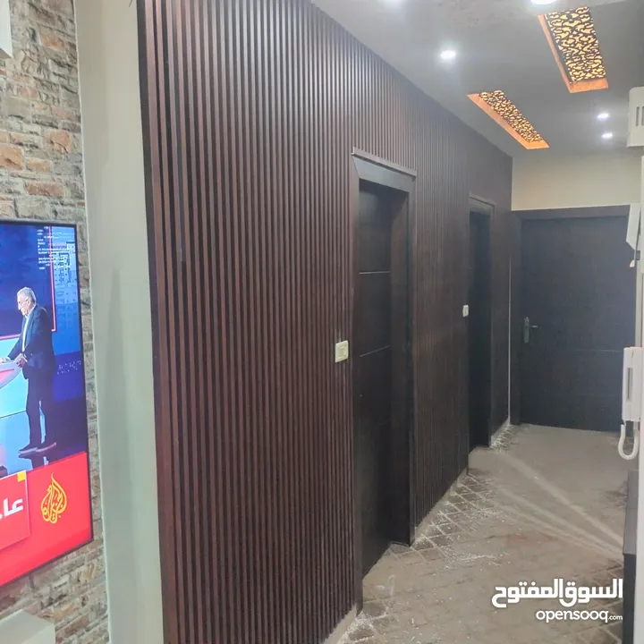 بليط وكافة اعمال البلاط والسيراميك والرخام وبديل الخشب وبديل الرخام والجرانيت وأعمال الصيانة العامة