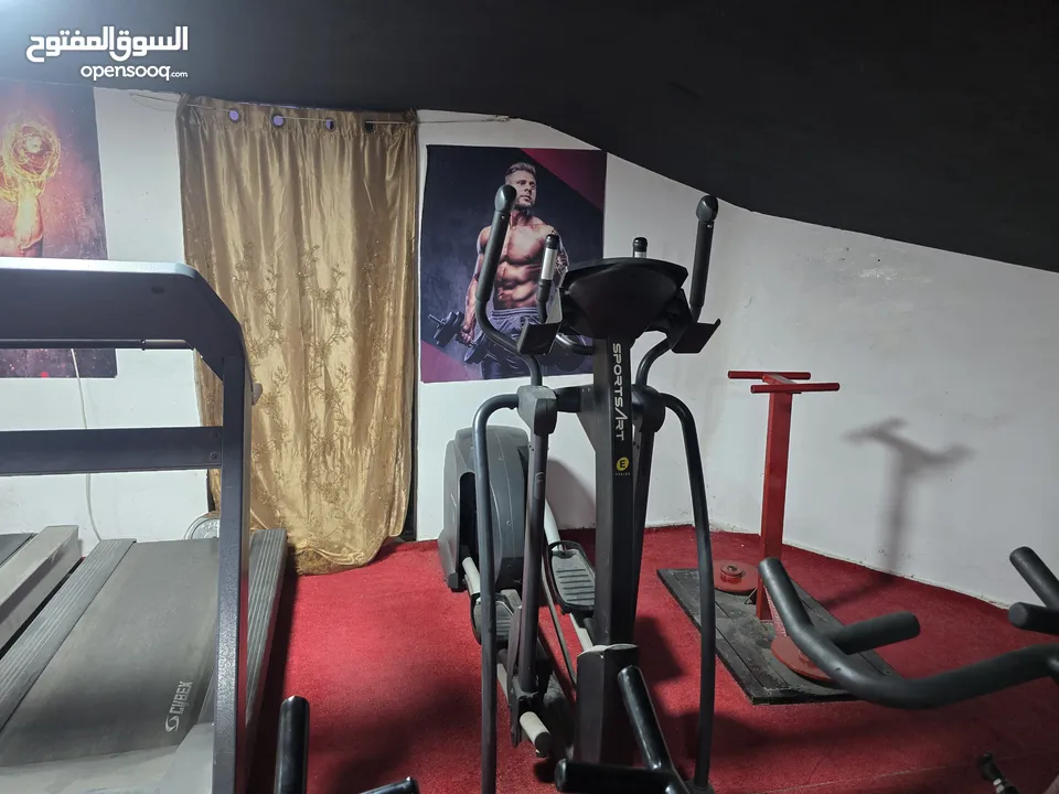 نادي رياضي كامل للبيع