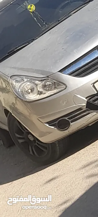 سيارة اوبل كورسا موديل 2009