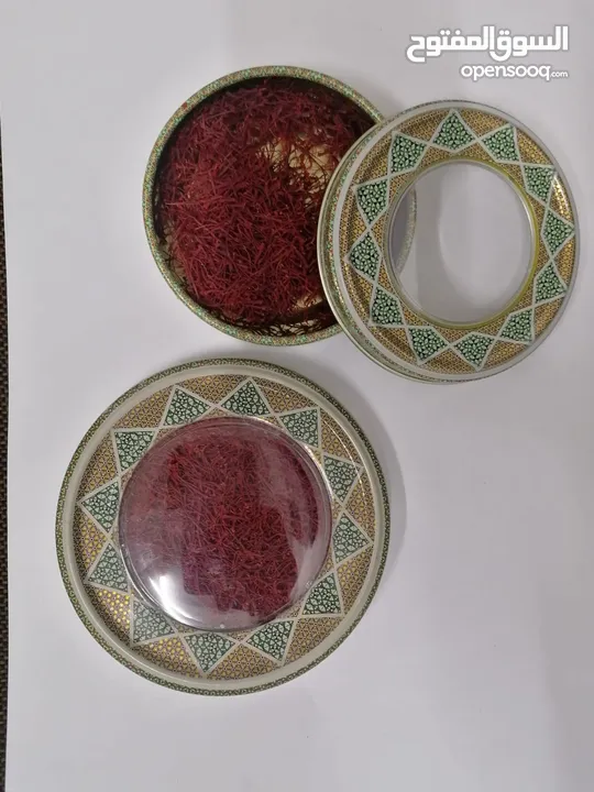 الزعفران الإيراني الذهب الاحمر  للبيع