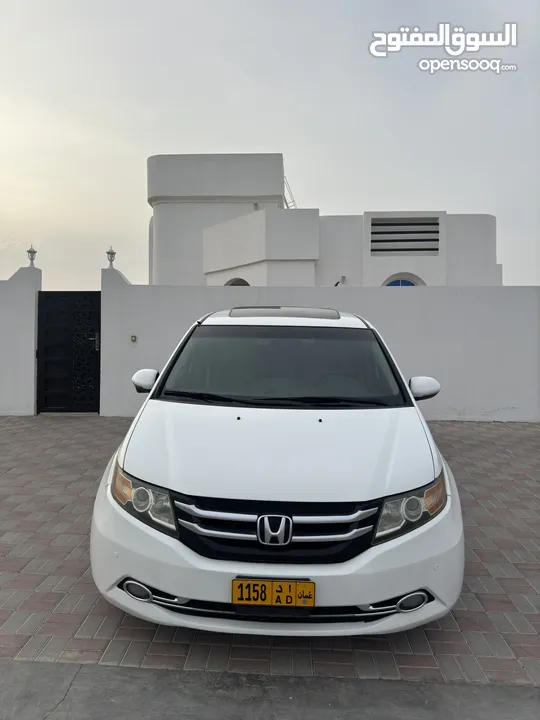Honda Odyssey 2014 Oman car no 1 full option هوندا اوديسي 2014 عمان السيارة رقم 1 فل ابشن