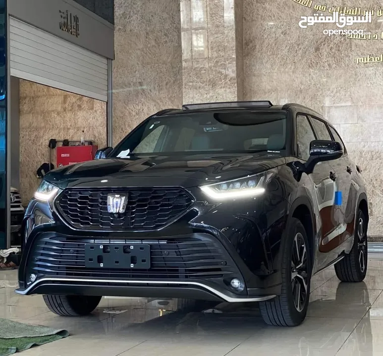تويوتا كروان 2023 عداد زيرو جيب 7 ركاب دفع رباعي