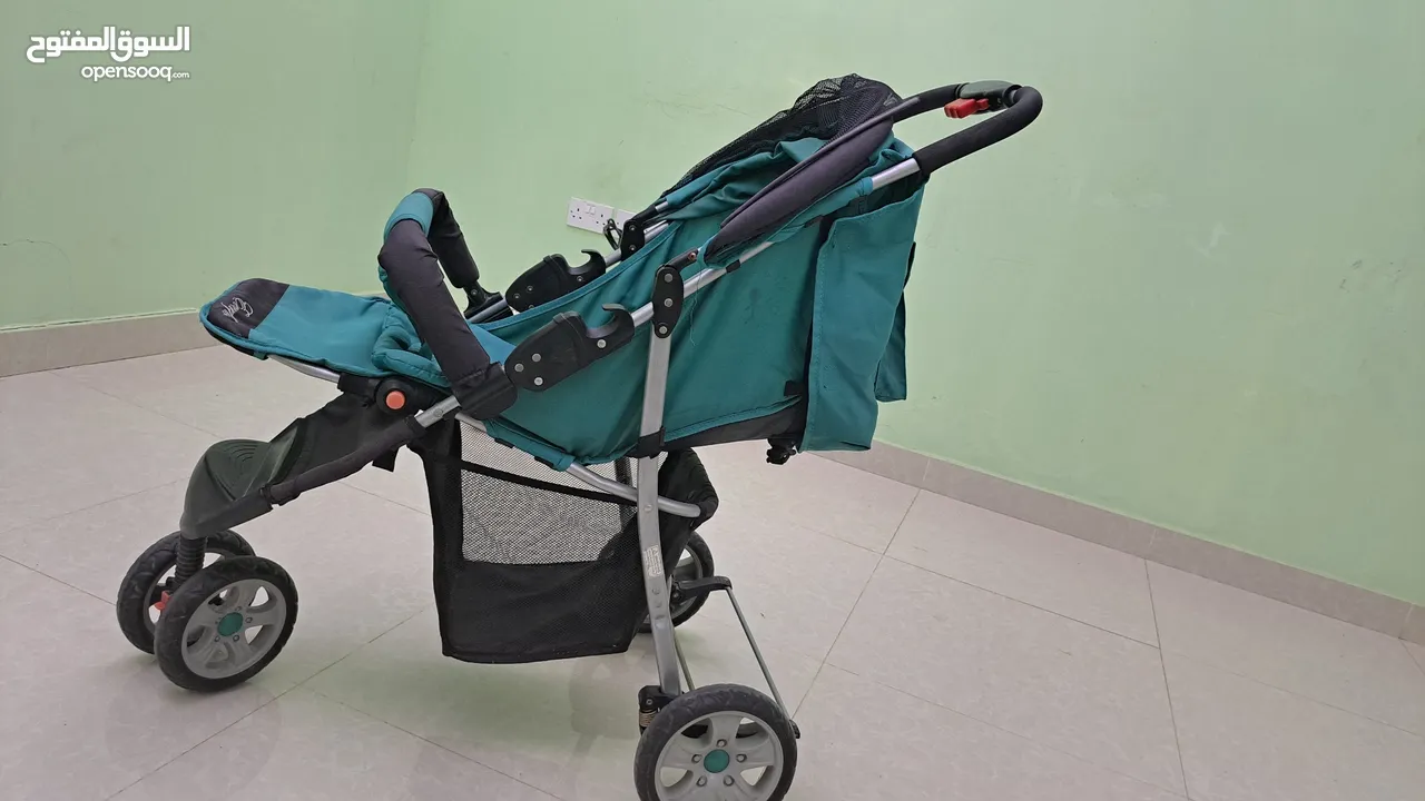 Baby stroller - well maintained