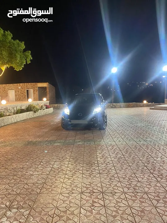 نيسان ليف 2013