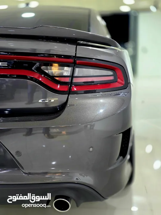 2022 dodge Charger GT V6
