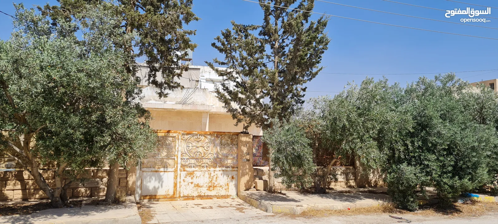بيت للبيع حي الهاشمي (شويكة) الشرقي