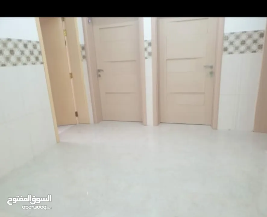 للإيجار شقة في كرشا غرفتين وصالة ومطبخ وحمامين  An apartment for rent in Karsha, two rooms, a hall,