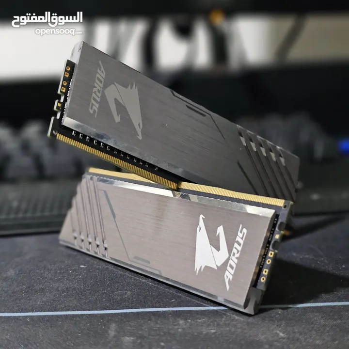 قطع فخمة وحده منهم asus rog strix rtx 3080 10gb oc