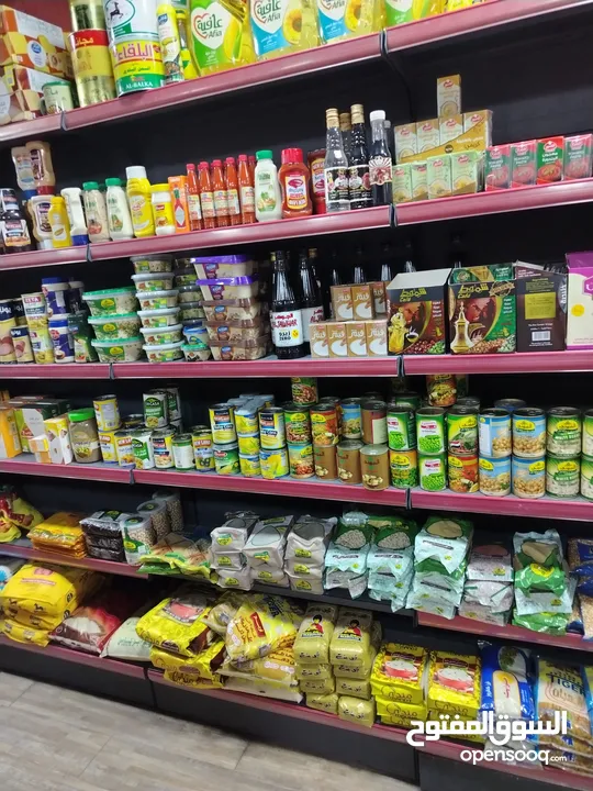 سوبر ماركت للبيع الجبيهه حي الريان مع البضاعة
