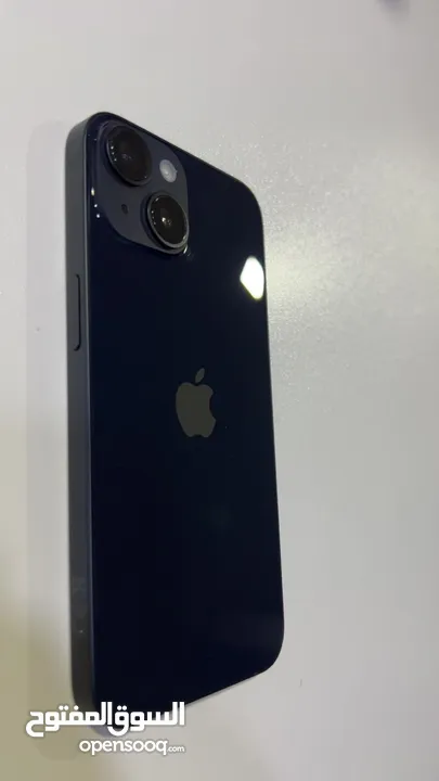 ايفون 13 عادي 128 جيجا  Iphone 13 128 Gb  موجود لون اسود و لون ابيض  بطاريات فوق  90% اصلي