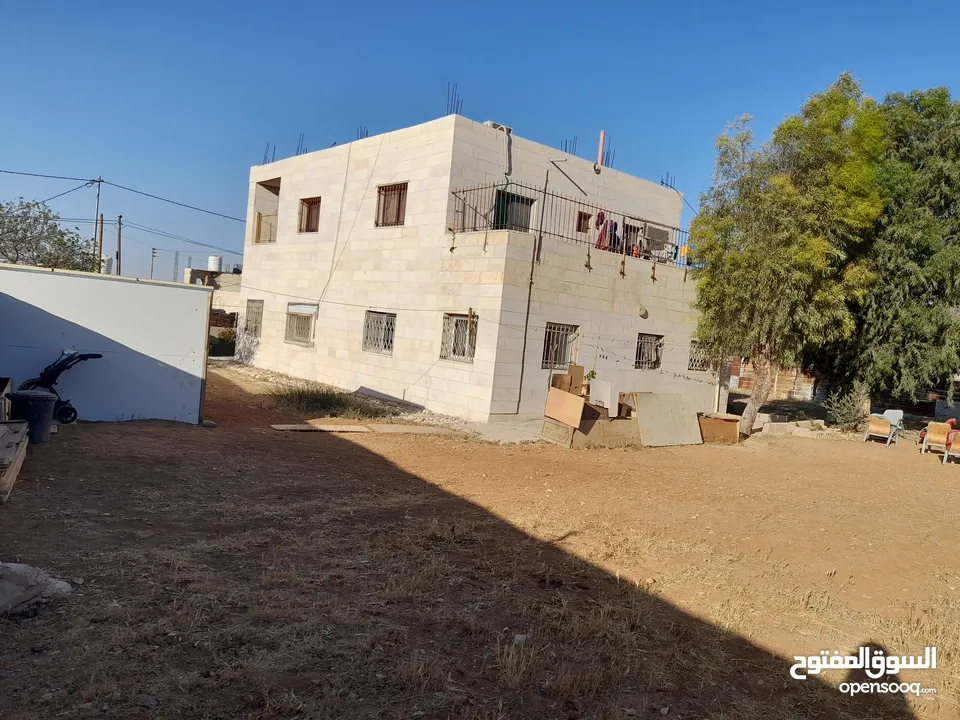 بيع منزل السيد سامي دبيس