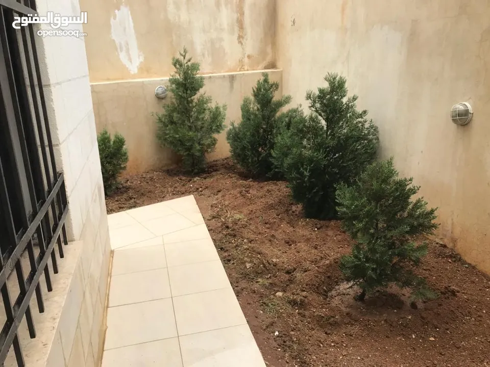 شقة مفروشة للايجار في سابع 400