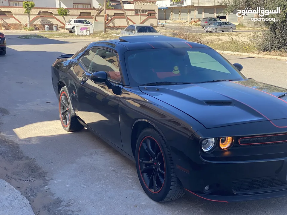 Dodge Challenger STX plus  دوج تشالنجر2017