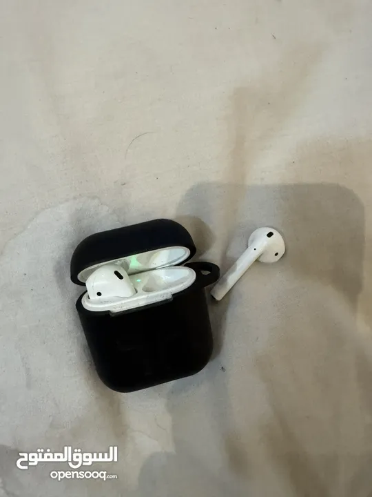 Original apple AirPods 2