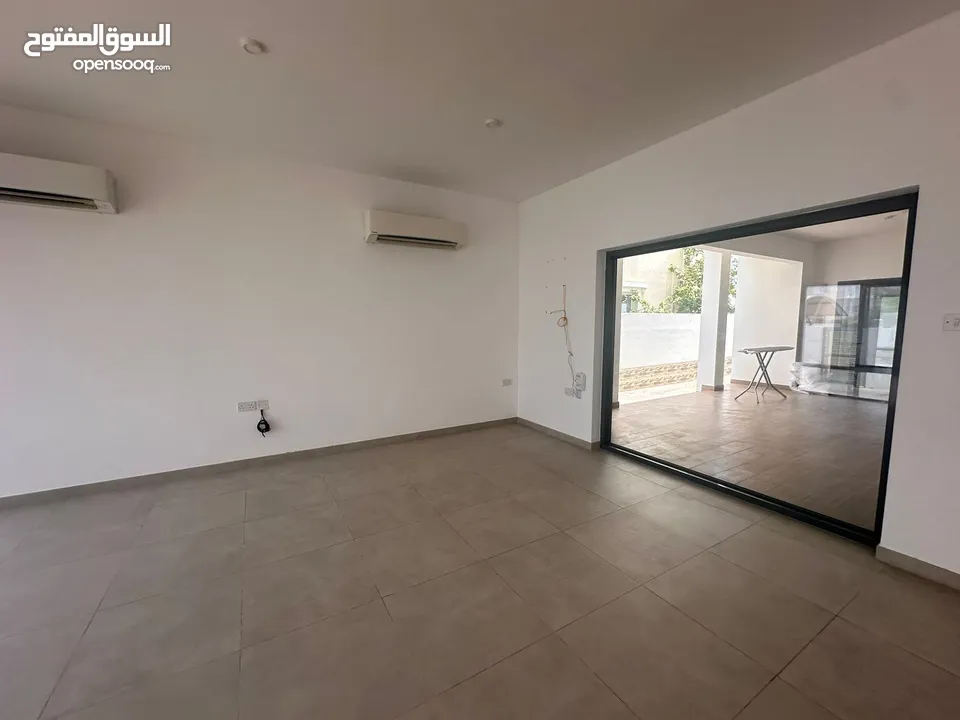 LUXURY VILLA IN NORTH MWALEH NEAR ALMOUJ